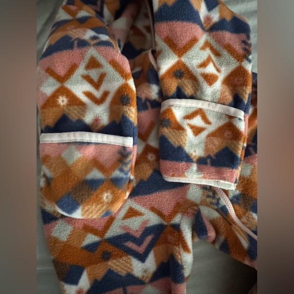 Columbia Soft Fleece Printed Baby Bunting Size: 6-12 Months - Picture 3 of 9